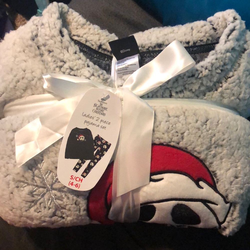 The Nightmare Before Christmas Pajama Set